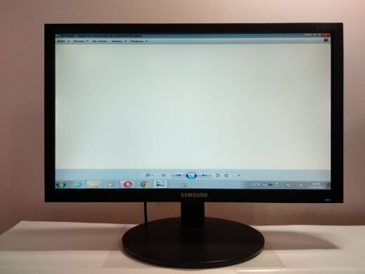 Монітор Samsung E2220H / 21.5" (1920х1080) TN / 1x VGA Монітор Samsung E2220H / 21.5" (1920х1080) TN / 1x VGA