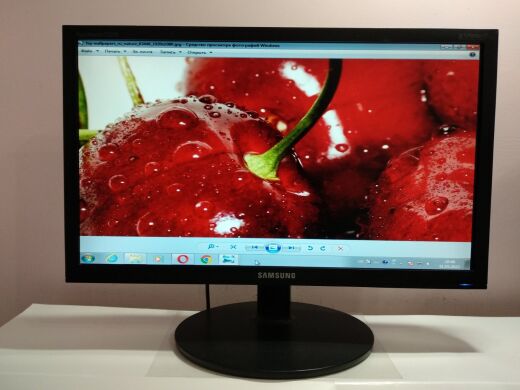 Монітор Samsung E2220H / 21.5" (1920х1080) TN / 1x VGA Монітор Samsung E2220H / 21.5" (1920х1080) TN / 1x VGA