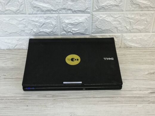 Нетбук Б-клас Dell Latitude 2100 / 10.1" (1024x576) TN / Intel Atom N270 (1 ядро по 1.6 GHz) / 2 GB DDR2 / 120 GB HDD / Intel GMA 950 Graphics / WebCam Нетбук Б-клас Dell Latitude 2100 / 10.1" (1024x576) TN / Intel Atom N270 (1 ядро по 1.6 GHz) / 2 GB DDR2 / 120 GB HDD / Intel GMA 950 Graphics / WebCam