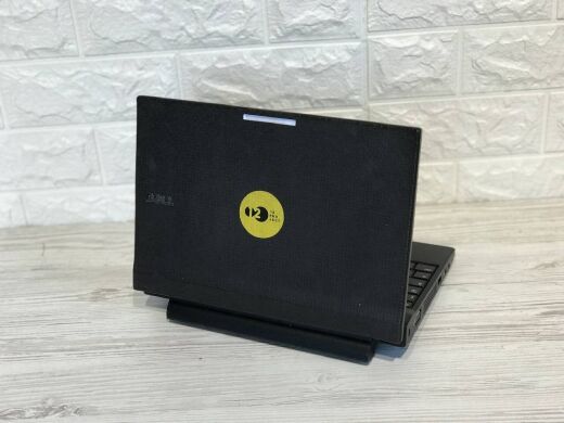 Нетбук Б-клас Dell Latitude 2100 / 10.1" (1024x576) TN / Intel Atom N270 (1 ядро по 1.6 GHz) / 2 GB DDR2 / 120 GB HDD / Intel GMA 950 Graphics / WebCam Нетбук Б-клас Dell Latitude 2100 / 10.1" (1024x576) TN / Intel Atom N270 (1 ядро по 1.6 GHz) / 2 GB DDR2 / 120 GB HDD / Intel GMA 950 Graphics / WebCam