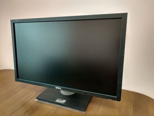 Монитор Б-класс Dell Professional P2411H / 24" (1920x1080) TN / VGA, DVI, USB / VESA 100x100 Монитор Б-класс Dell Professional P2411H / 24" (1920x1080) TN / VGA, DVI, USB / VESA 100x100