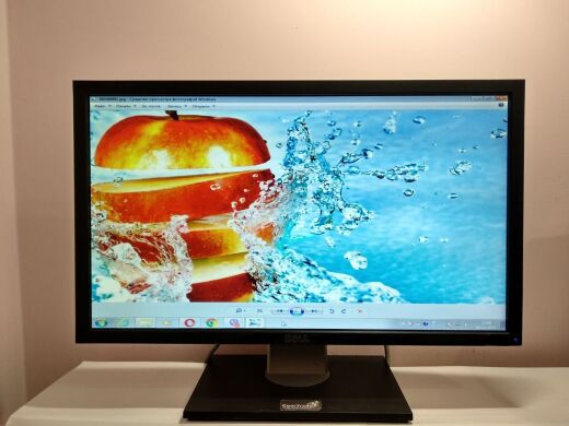 Монитор Б-класс Dell Professional P2411H / 24" (1920x1080) TN / VGA, DVI, USB / VESA 100x100 Монитор Б-класс Dell Professional P2411H / 24" (1920x1080) TN / VGA, DVI, USB / VESA 100x100