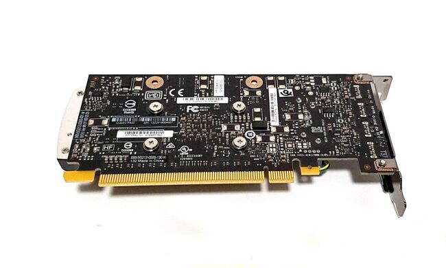 Дискретна відеокарта nVidia Quadro P400, 2 GB GDDR5, 64-bit / 3x miniDP / SFF