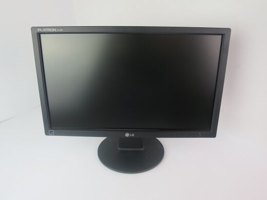 LG W1946S / 18.5" (1366x768) TN / DVI, VGA