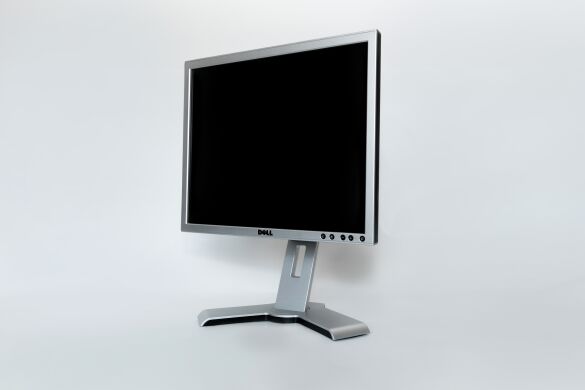 Монитор Dell UltraSharp 1908FP / 19" (1280x1024) TN / DVI, VGA