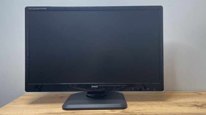 Монитор Iiyama ProLite E2473HDS  / 24" (1920x1080) TN / VGA, DVI, HDMI, Audio / VESA 100x100 