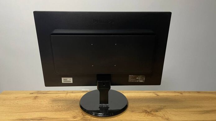 Монітор Philips 246V5LSB/00 / 24" (1920x1080) TN / DVI, VGA