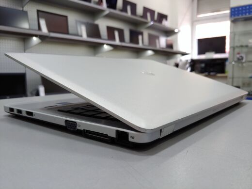 HP EliteBook Folio 9480m / 14" / 1600x900 / Intel Core i7-4600U (2(4) ядра по 2.1-3.3 GHz) / 8 GB DDR3 / 240 GB SSD / USB 3.0, Wi-Fi, Bluetooth