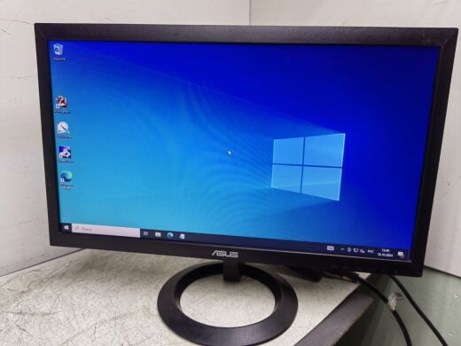 Монитор Б-класс Asus VX207DE / 20" (1366x768) TN / 1x VGA / Кабели в комплекте Монитор Б-класс Asus VX207DE / 20" (1366x768) TN / 1x VGA / Кабели в комплекте
