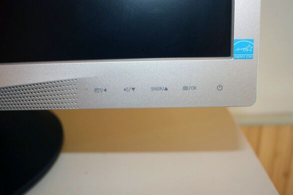 Монитор Philips 241P4Q / 24' / 1920x1080