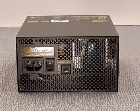 Блок питания Seasonic Prime Gold SSR-1300GD / 1300W / 24+4(4)+8(8) pin + Кабели в комплекте
