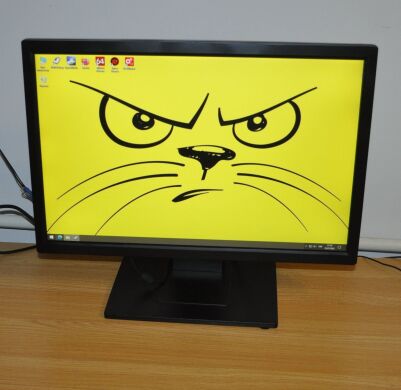Монітор Fujitsu B22w-5 / 22" (1680x1050) TN / DVI, VGA / Вбудовані динаміки 2x 1.0W Монітор Fujitsu B22w-5 / 22" (1680x1050) TN / DVI, VGA / Вбудовані динаміки 2x 1.0W