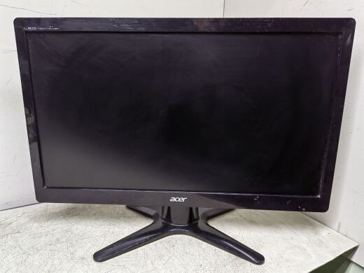 Монитор Б-класс Acer G206HQL / 20" (1600x900) TN / 1x VGA / Кабели в комплекте Монитор Б-класс Acer G206HQL / 20" (1600x900) TN / 1x VGA / Кабели в комплекте
