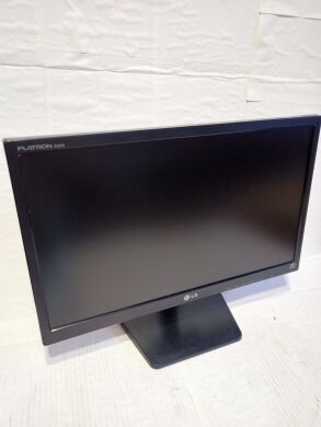 Монитор Б-класс LG E2242C-BN / 21.5" (1920x1080) TN+film / VGA / VESA 75x75 
