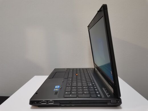 HP EliteBook 8570W / 15.6" / 1920x1080 / Intel Core i7-3720QM (4 (8) ядра по 2.6-3.6GHz) / 8GB DDR3 / 128 GB SSD mSATA + 500 GB HDD / nVidia Quadro 1000M 2GB / USB 3.0 / DVD, Web