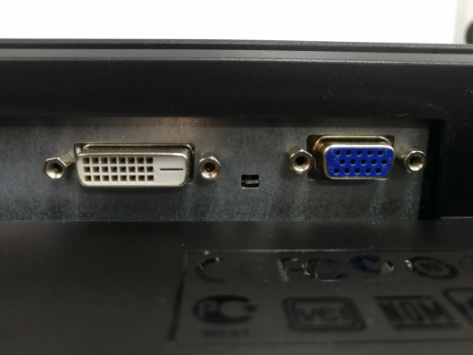 Acer V223HQV / 22' / 1920x1080 (16:9) / DVI, VGA Acer V223HQV / 22' / 1920x1080 (16:9) / DVI, VGA