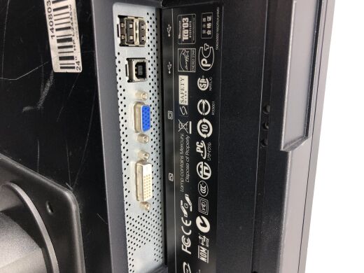 Монитор HP L2445w / 24" (1920x1200) TN / VGA, DVI / VESA 100x100 / Кабель питания Монитор HP L2445w / 24" (1920x1200) TN / VGA, DVI / VESA 100x100 / Кабель питания