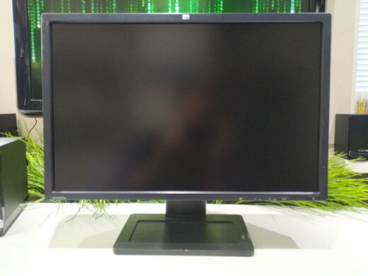 Монитор HP LP2275w / 22" (1680x1050) TN / DVI, DisplayPort, USB 2.0 / VESA 100x100 Монитор HP LP2275w / 22" (1680x1050) TN / DVI, DisplayPort, USB 2.0 / VESA 100x100