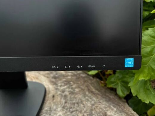 Монитор Philips 243S7E / 24" (1920x1080) IPS / VGA, DisplayPort / VESA 100x100 Монитор Philips 243S7E / 24" (1920x1080) IPS / VGA, DisplayPort / VESA 100x100