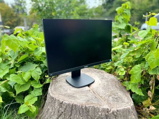 Монитор Philips 243S7E / 24" (1920x1080) IPS / VGA, DisplayPort / VESA 100x100 Монитор Philips 243S7E / 24" (1920x1080) IPS / VGA, DisplayPort / VESA 100x100