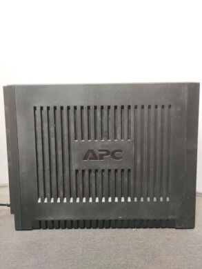 ИБП APC Back-UPS 750VA (BC750-RS) / 230 V / 750 VА / 415W / 4 выхода / АКБ