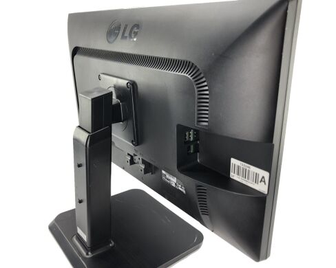 Монитор LG W2442PE / 24" (1920x1080) TN / VGA, DVI, HDMI + Кабель питания Монитор LG W2442PE / 24" (1920x1080) TN / VGA, DVI, HDMI + Кабель питания