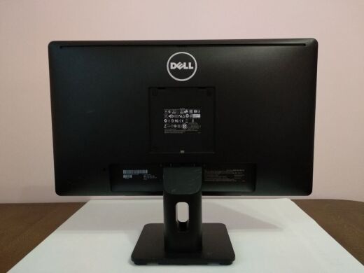 Монитор Dell E2214H / 21.5" (1920x1080) TN / DVI, VGA / VESA 100x100