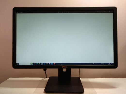 Монитор Dell E2214H / 21.5" (1920x1080) TN / DVI, VGA / VESA 100x100