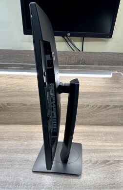 Монитор HP Z24n / 24" (1920x1200) IPS / DVI, HDMI, DisplayPort, Audio Монитор HP Z24n / 24" (1920x1200) IPS / DVI, HDMI, DisplayPort, Audio