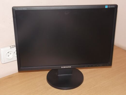 Dell 390 Tower / Intel Core i3-2100 (2(4) ядра по 3.1GHz) / 4GB DDR3 / 320GB HDD  + наклейка Windows 7 + монитор / 19" / 