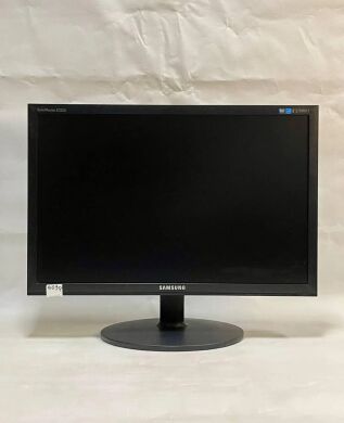 Монитор Б-клаcc Samsung SyncMaster E2220NW / 22" (1680x1050) TN / VGA / VESA 75x75 + Кабель питания