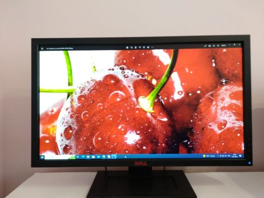 Монитор Dell G2410t / 24" (1920x1080) TN / DVI, VGA / VESA 100x100 Монитор Dell G2410t / 24" (1920x1080) TN / DVI, VGA / VESA 100x100