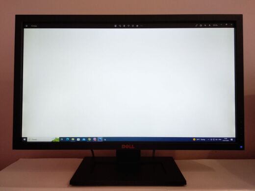 Монитор Dell G2410t / 24" (1920x1080) TN / DVI, VGA / VESA 100x100 Монитор Dell G2410t / 24" (1920x1080) TN / DVI, VGA / VESA 100x100