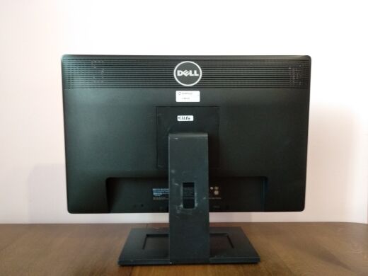Монитор Dell Professional P2213t / 22" (1680x1050) TN LED / DisplayPort, VGA, DVI, USB Монитор Dell Professional P2213t / 22" (1680x1050) TN LED / DisplayPort, VGA, DVI, USB