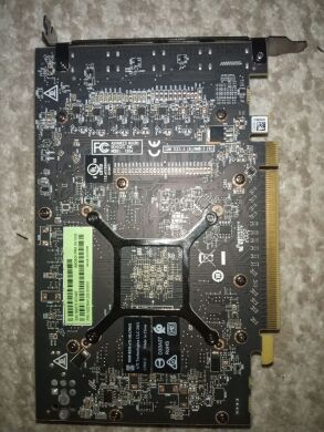 Дискретная видеокарта AMD Radeon Pro WX 5100, 8 GB GDDR5, 256-bit / 4x DisplayPort