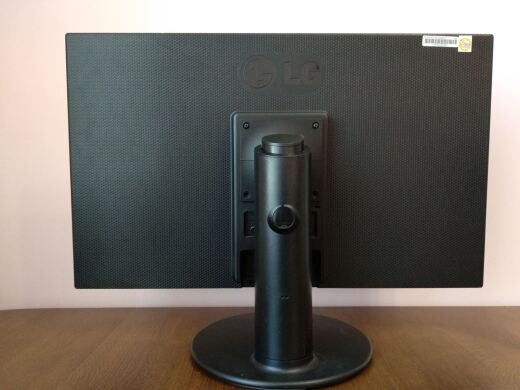 Монитор Б-класс LG Flatron 27EA53VQ-P / 27" (1920x1080) IPS / VGA, HDMI, DVI Монитор Б-класс LG Flatron 27EA53VQ-P / 27" (1920x1080) IPS / VGA, HDMI, DVI
