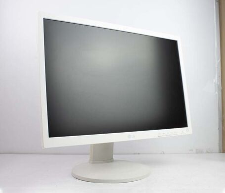 LG 22MB65PM / 22" (1680x1050) TN / VGA, DVI, Audio