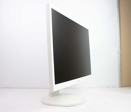 LG 22MB65PM / 22" (1680x1050) TN / VGA, DVI, Audio
