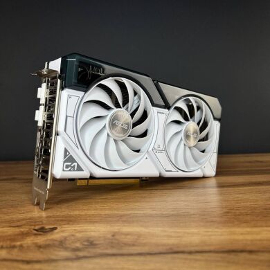 Дискретная видеокарта nVidia GeForce RTX 4060, 8 GB GDDR6, 128-bit / DisplayPort, HDMI