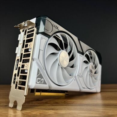 Дискретная видеокарта nVidia GeForce RTX 4060, 8 GB GDDR6, 128-bit / DisplayPort, HDMI