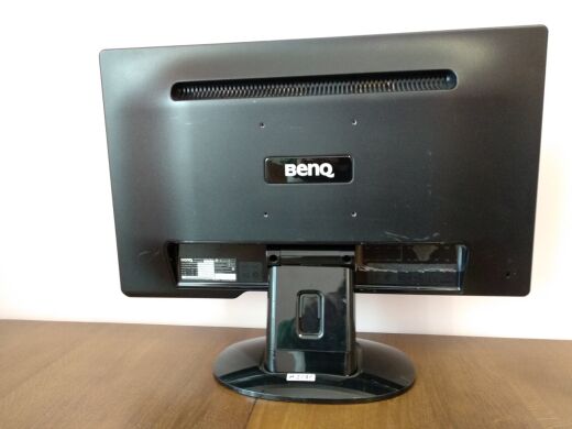 Монитор Benq G2220HDA / 21.5" (1920x1080) TN / 1x VGA