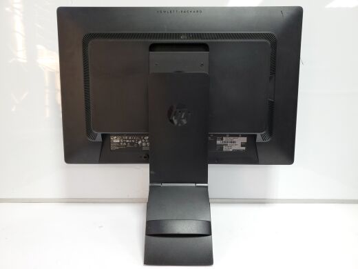 HP EliteDisplay E241i / 24" (1920х1200) AH-IPS WLED / DP, DVI-D, VGA, USB-Hub