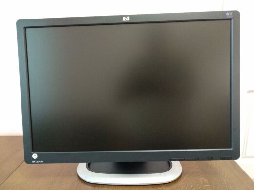 Монітор Б клас HP L2245w / 22" (1680x1050) TN / DVI, VGA, USB / VESA 100x100