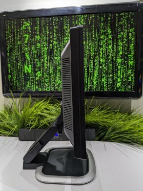 Монитор HP L2245wg / 22" (1680x1050) TN / VGA, DVI, USB 2.0
