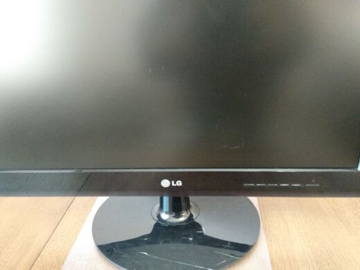 Монитор Б класс LG Flatron W2240S-PN / 21.5" (1920x1080) TN+film / VGA