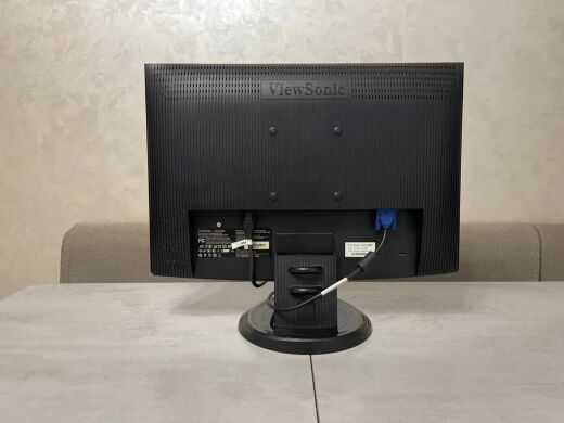 Монитор ViewSonic VX2240W / 22" (1680x1050) TN / DVI, VGA / VESA 100x100 Монитор ViewSonic VX2240W / 22" (1680x1050) TN / DVI, VGA / VESA 100x100