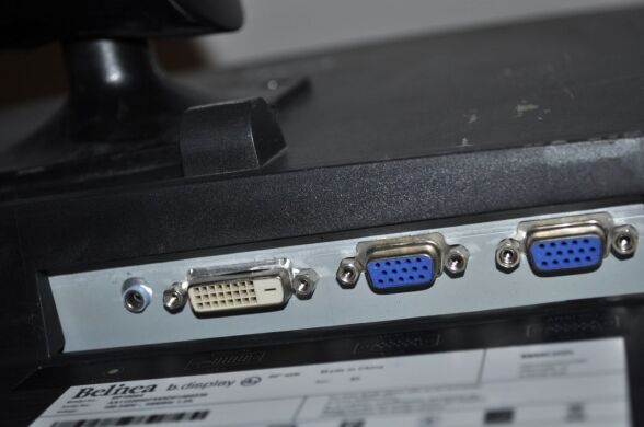 Монитор Б-класс Belinea BP10004 / 22" (1680x1050) TN / VGA, DVI / 2x 1W / VESA 100x100 Монитор Б-класс Belinea BP10004 / 22" (1680x1050) TN / VGA, DVI / 2x 1W / VESA 100x100