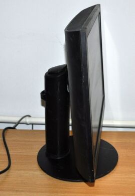 Монитор Б-класс Belinea BP10004 / 22" (1680x1050) TN / VGA, DVI / 2x 1W / VESA 100x100 Монитор Б-класс Belinea BP10004 / 22" (1680x1050) TN / VGA, DVI / 2x 1W / VESA 100x100