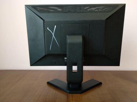 Монитор Б-класс Dell E1909Wb / 19" (1440x900) TN / VGA, DVI / VESA 100x100 Монитор Б-класс Dell E1909Wb / 19" (1440x900) TN / VGA, DVI / VESA 100x100
