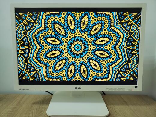 Монитор LG 24EB23PMC / 24" (1920x1200) AH-IPS / VGA, DVI / VESA 100x100 Монитор LG 24EB23PMC / 24" (1920x1200) AH-IPS / VGA, DVI / VESA 100x100